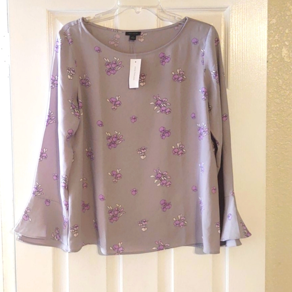 Graceful floral blouse
